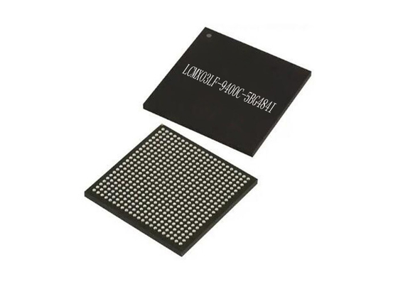 Puces de la puce 484-CABGA MachXO3 FPGA de circuit intégré de LCMXO3LF-9400C-5BG484I