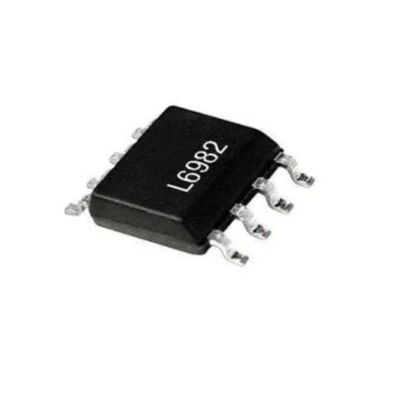 Puce de circuit intégré L6982N50DR 38V 2A convertisseur synchrone à dérive