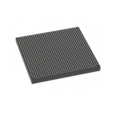 Réglage de porte programmable sur le terrain EP4SE820F43C4G FPGA logique programmable IC FBGA-1760