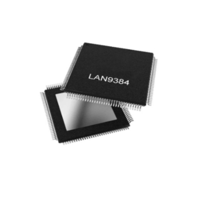 Le système de commutation Ethernet doit être équipé d'un système de commutation Ethernet de 100BASE-T1 Gigabit