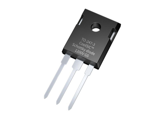 L'équipement est équipé d'une puce de circuit intégré de 1200V 15A de carbure de silicium