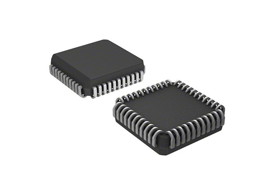AD90540703J44 Puce de circuit intégré à 12 bits à faible puissance Octal ADC et commutateur Crosspoint